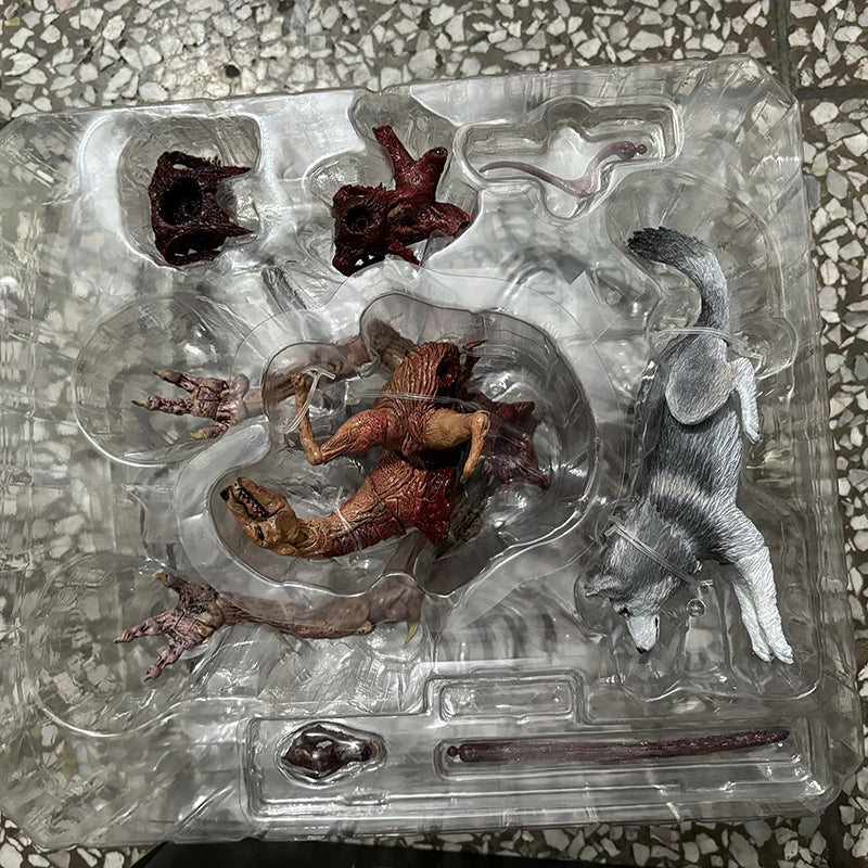 NECA Prey Ultimate Feral Predator