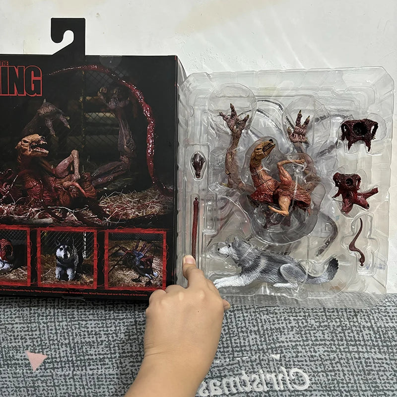NECA Prey Ultimate Feral Predator