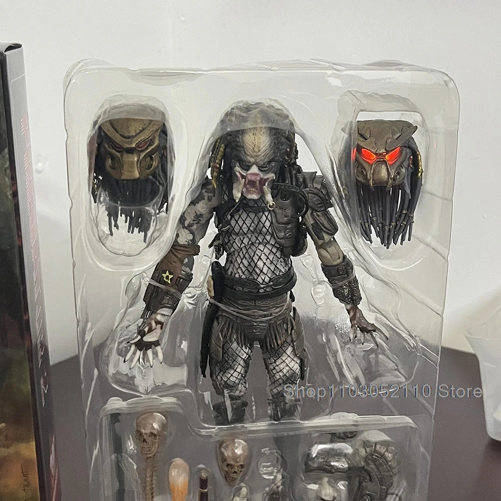 NECA Elder Predator Figure With LED Predator VS Alien Edition